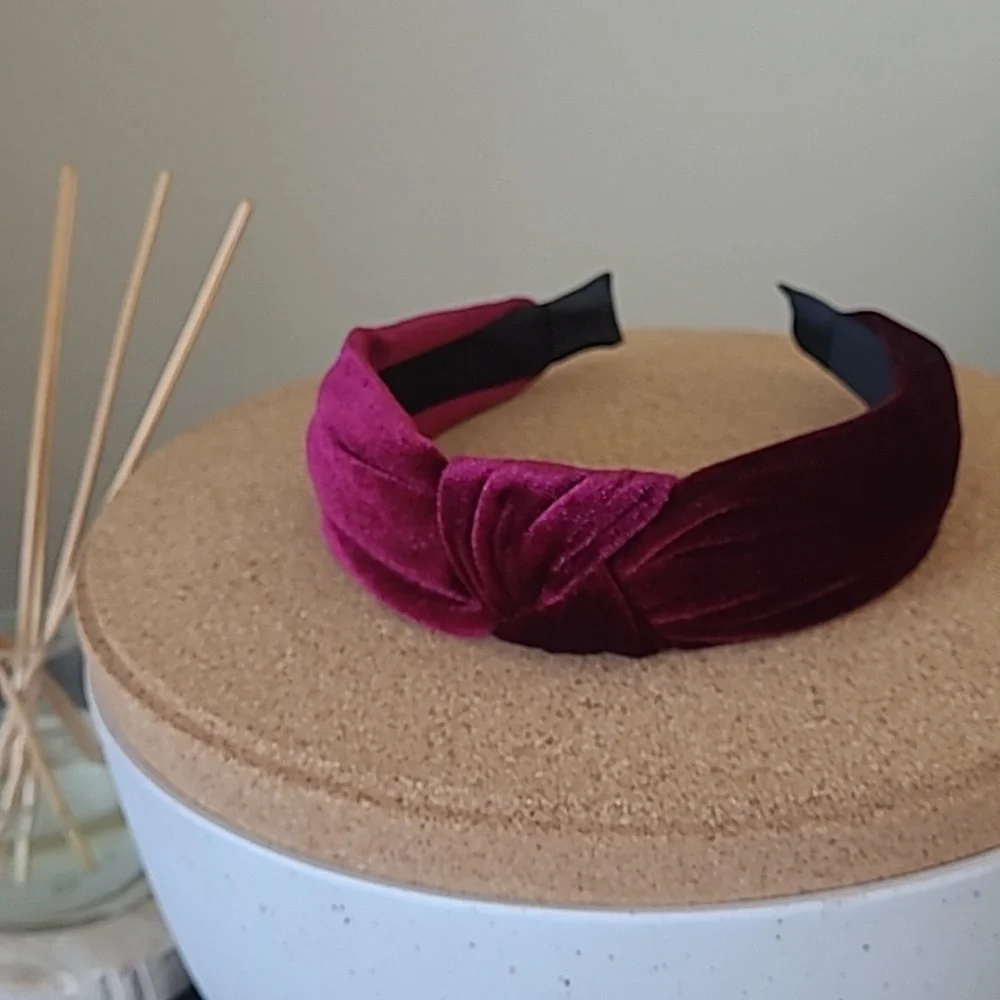 Velvet wrapped knotted handband